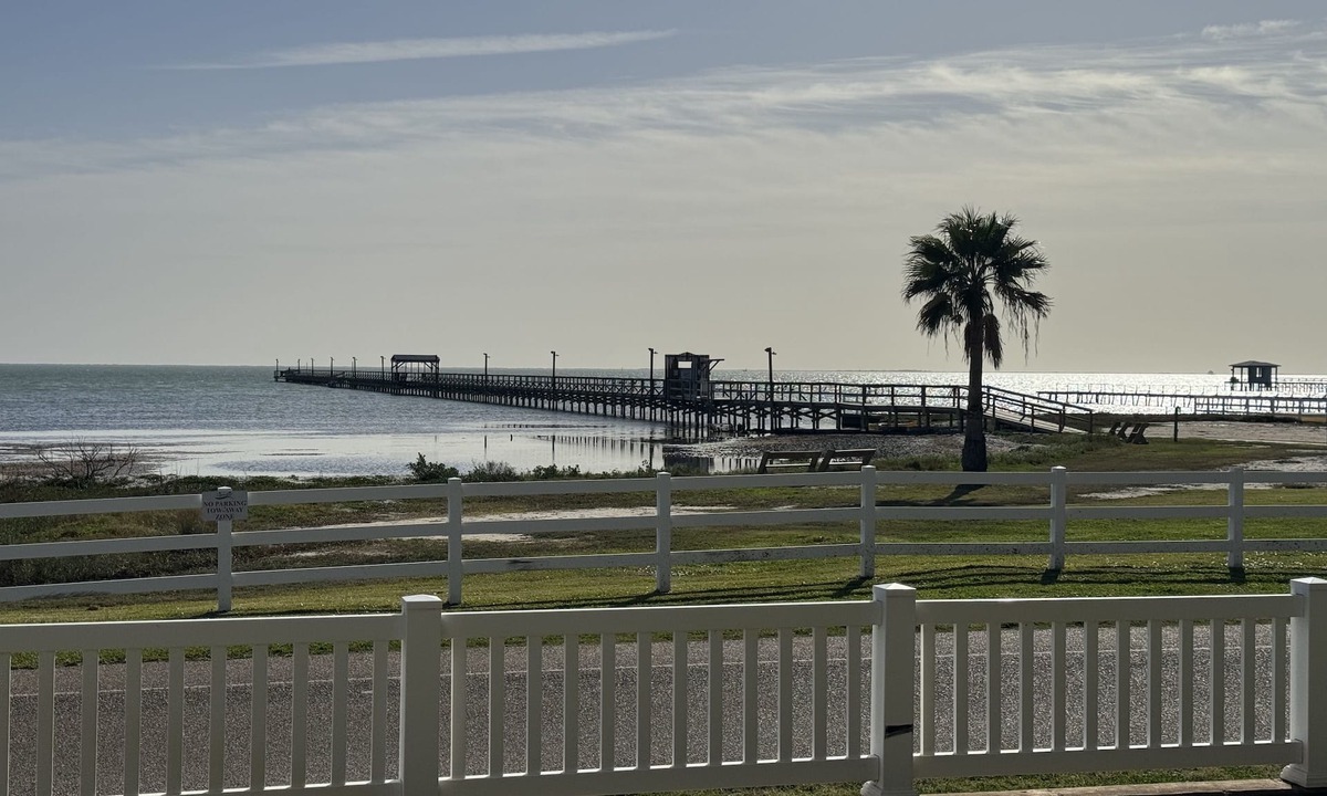 Rockport Condo | Coastal Bay Breeze