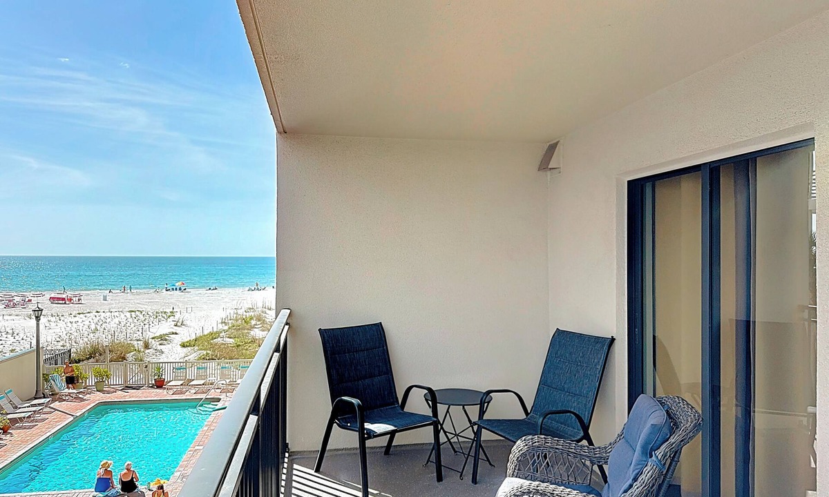 Belle Vista Condo | Coastal Beach Condo | Pool + Jacuzzi | Beach Access