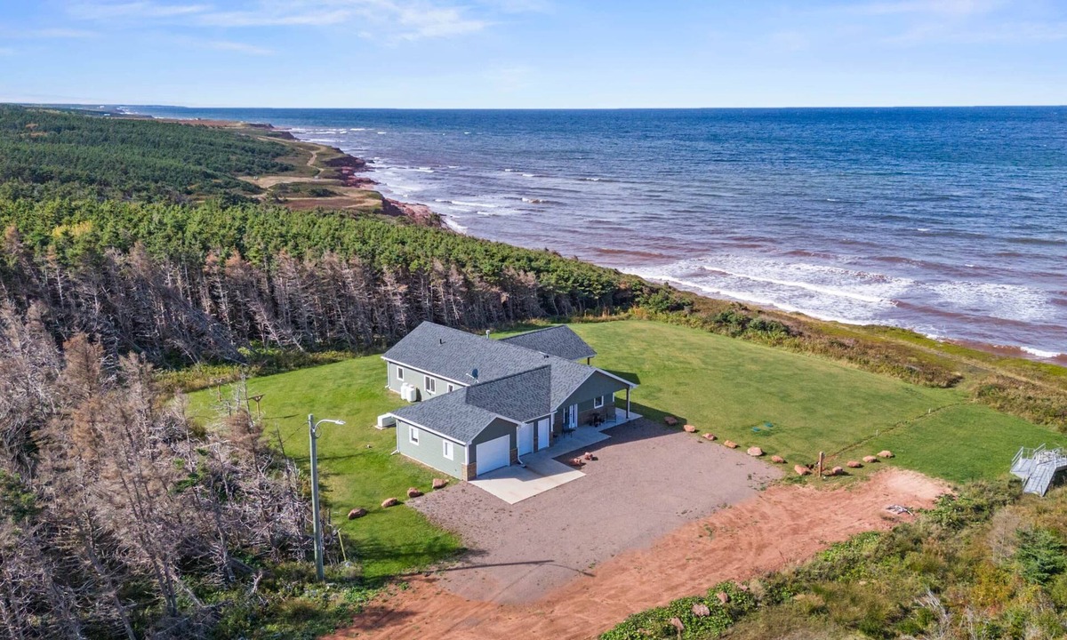 Lot 46 House | Coastal Bungalow by the Sea