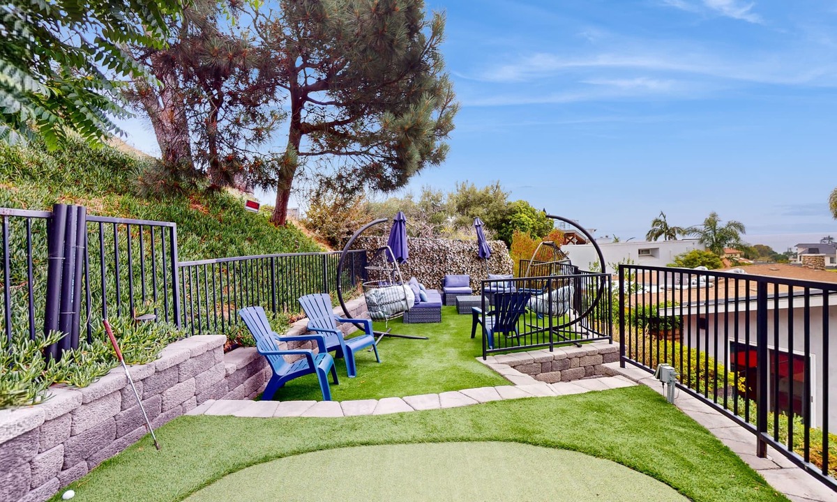 La Jolla Mesa House | Coastal Cabana - 4BR