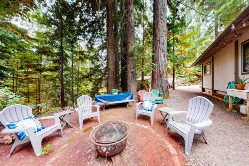 Gualala House | Coastal Cabin