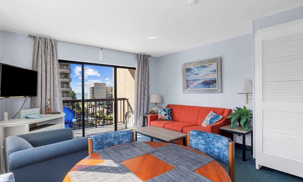 Myrtle Beach Apartment | Coastal Charm Getaway