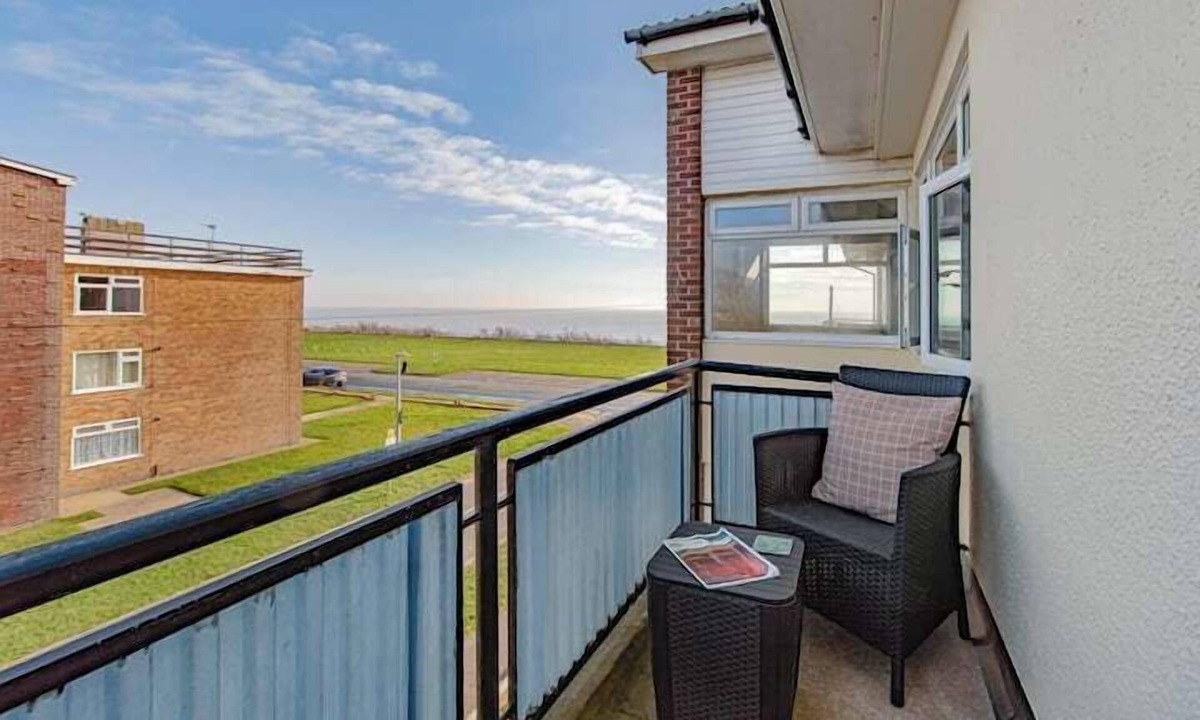 Holland-On-Sea House | Coastal Charm In Clacton On Sea
