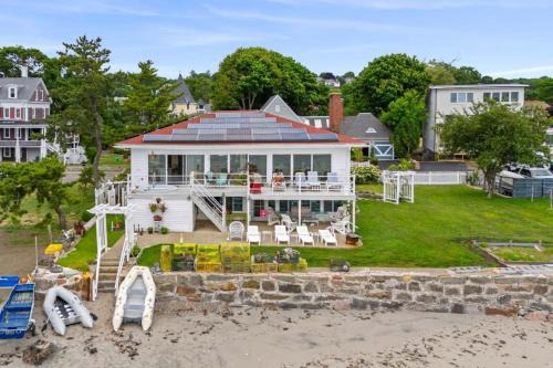 Swampscott House | Coastal Charm Lobster Chateau
