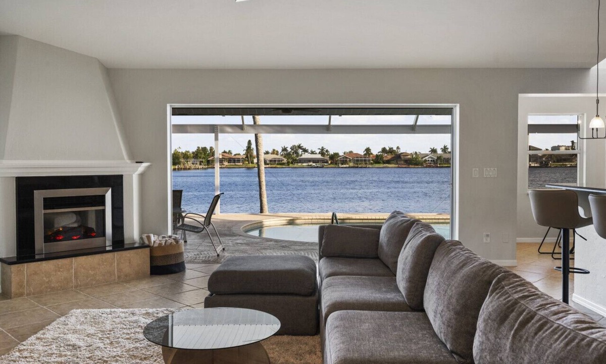 Eight Lakes House | Coastal Charm Villa with Private Pool and Gulf Access