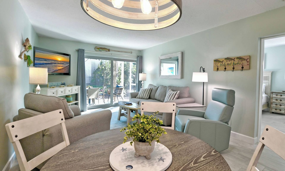 Whitney Beach Condo | Coastal Comfort - Beach Castle #23 by RVA