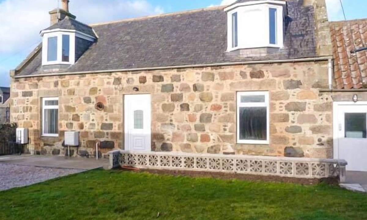 St Combs Cottage | Coastal Cottage