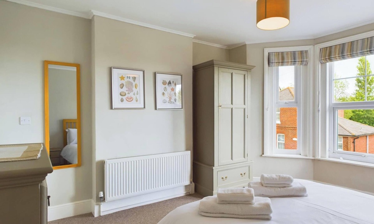 Ryde Ski Chalet | Coastal East View