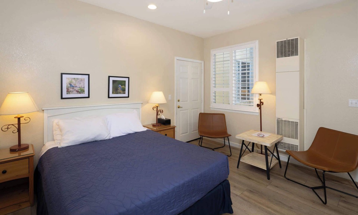Oceano Condo | Coastal Glow At The Pier