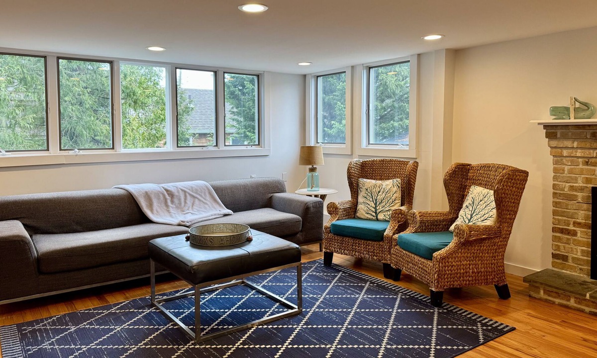 Groton Long Point House | Coastal Home in Beach Community w/Ocean Views