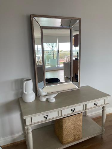 Brighton-le-Sands Apartment | Coastal luxury