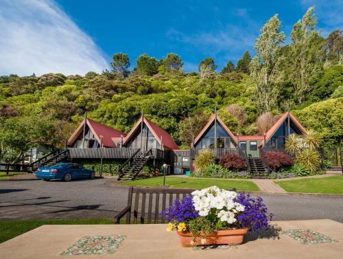 Thames Hotel | Coastal Motor Lodge