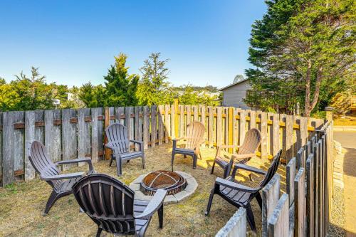 Newport House | Coastal Oregon Home Walk to Dock!