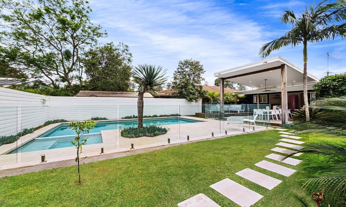 Patonga House | Coastal Palms Patonga