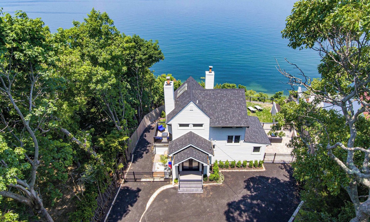 Wading River House | Coastal Retreat Waterfront, Deck, Awesome Views