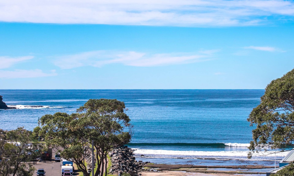 Ulladulla Apartment | Coastal setting minutes from beach and shops