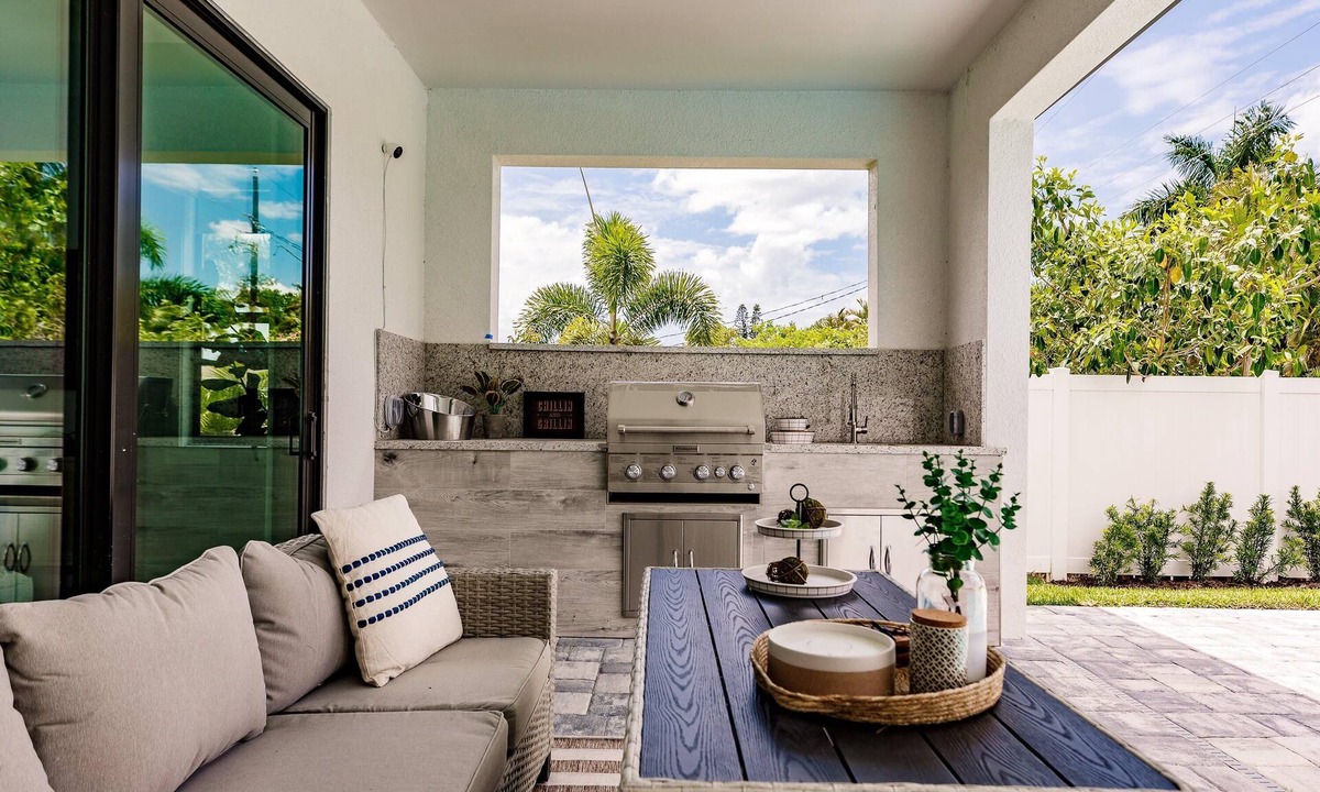 Naples Park House | Coastal Sol by Boutiq