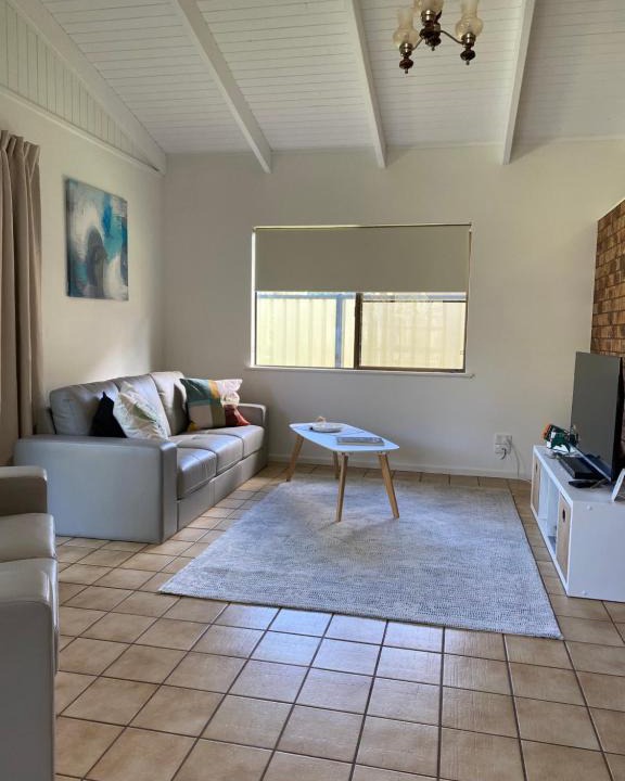 Tin Can Bay House | Coastal Soul STA - MTA