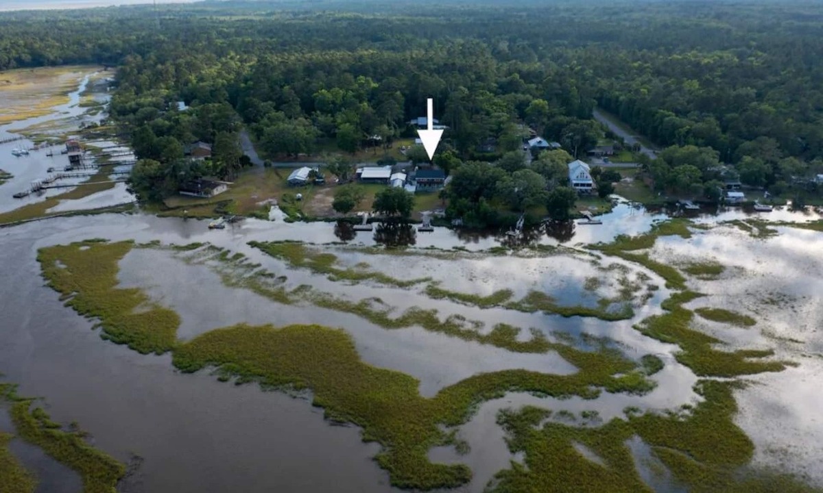 Waverly House | Coastal Tranquility