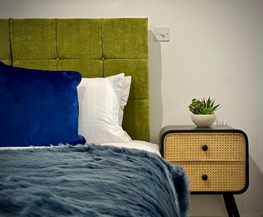 Nailsea Apartment | Coates House by Guestz