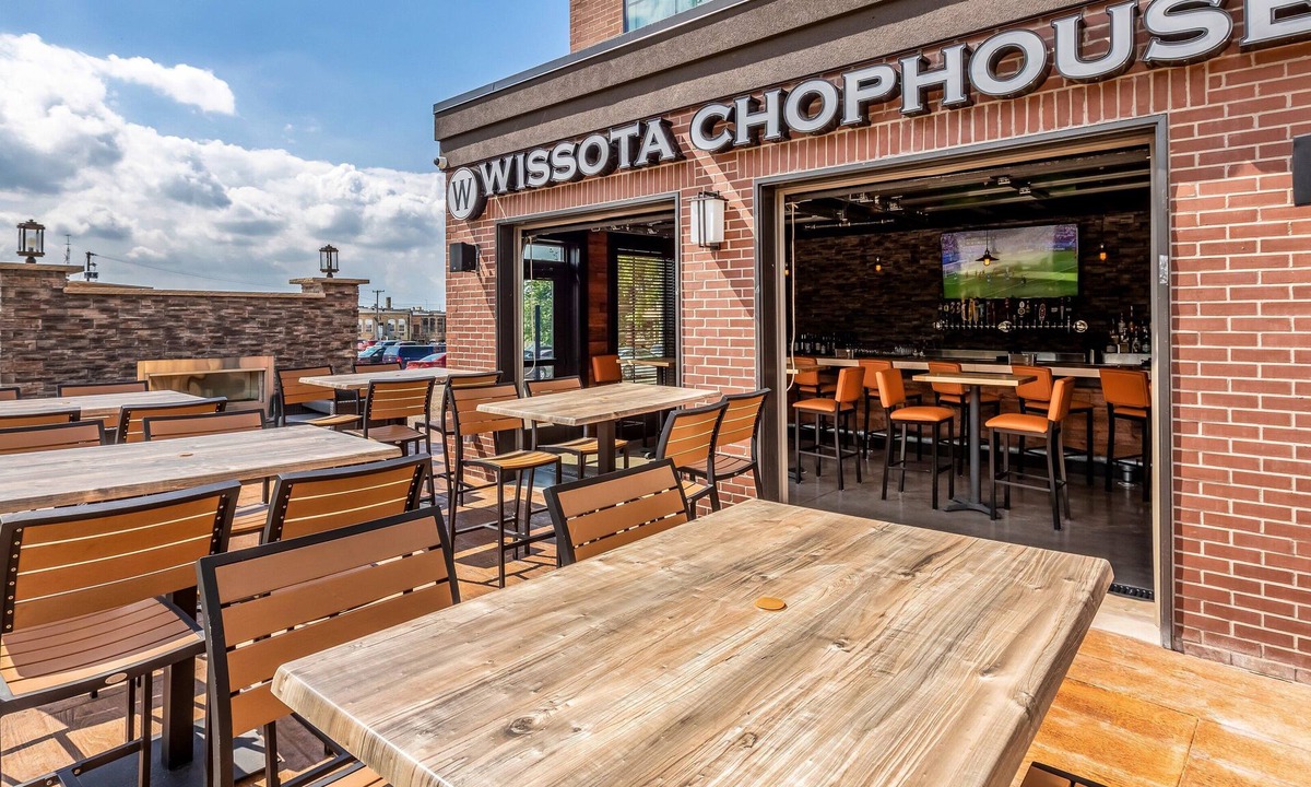 Hartford Hotel | Cobblestone Hotel & Suites - Hartford