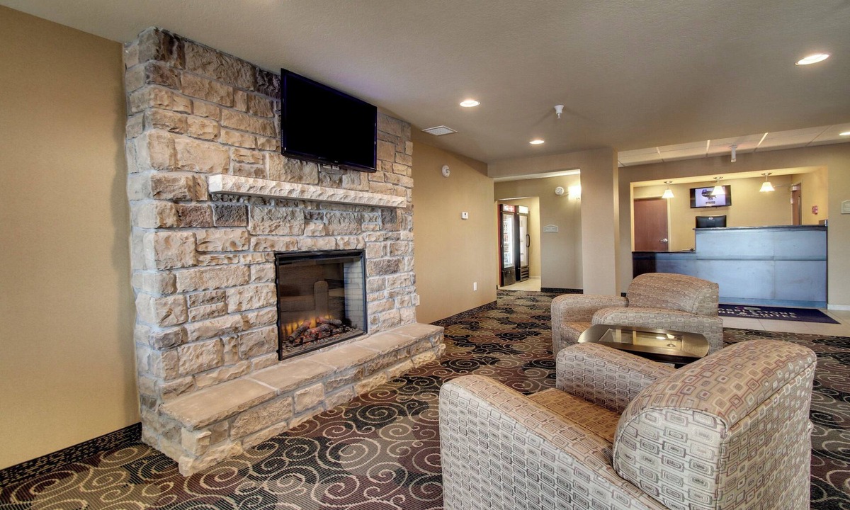 Avoca Hotel | Cobblestone Inn & Suites - Avoca