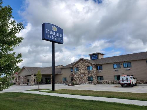 Boone Hotel | Cobblestone Inn & Suites - Boone
