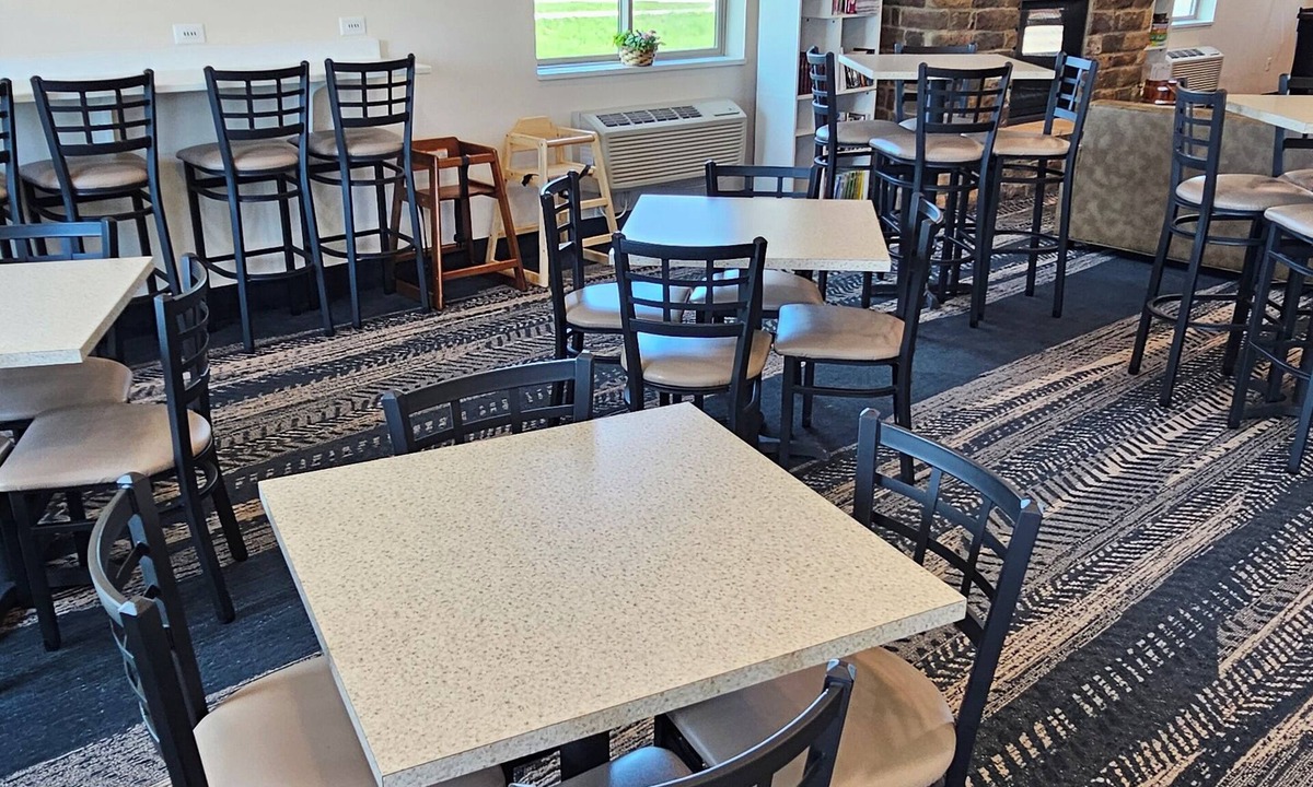 Manchester Hotel | Cobblestone Inn & Suites – Manchester