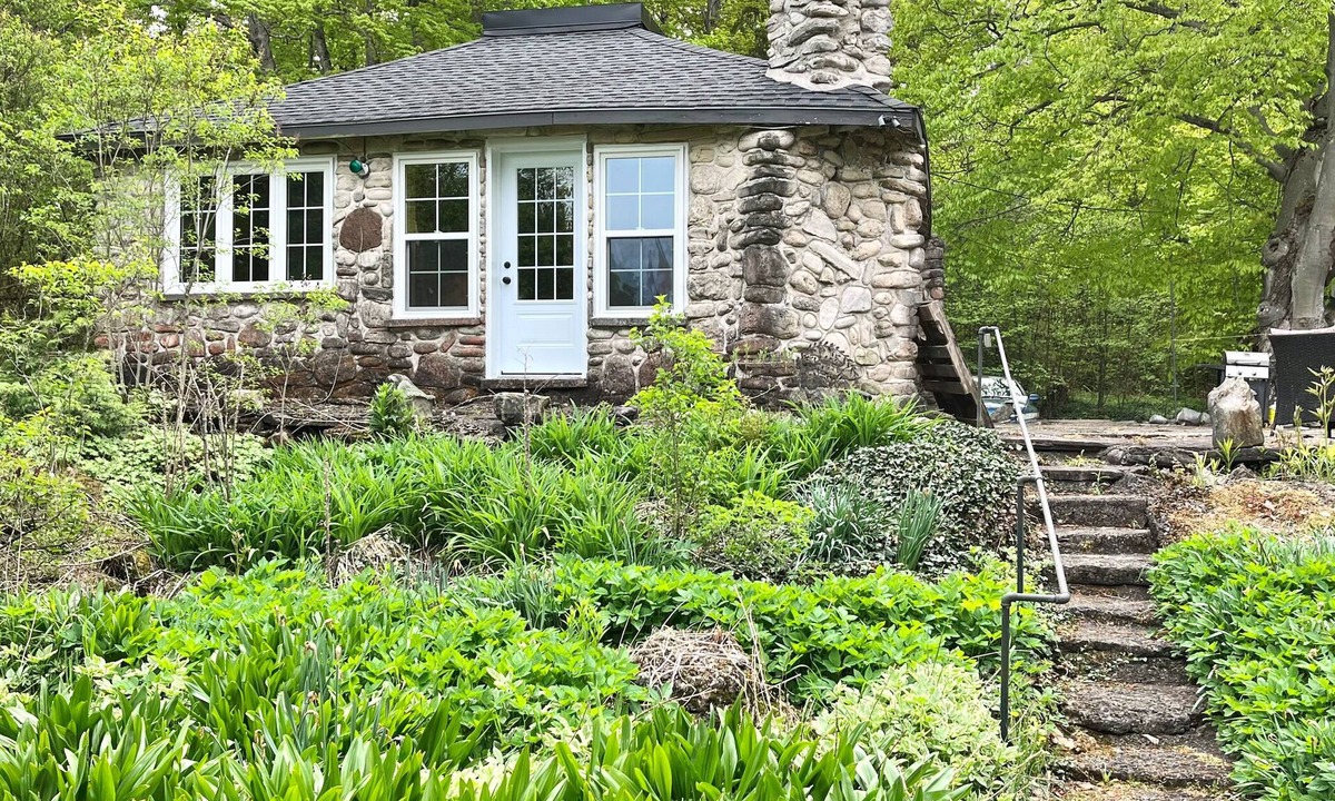 Lion's Head Cottage | Cobblestone: Natures Little HavennBruce Peninsula Permit Number STA-2025-343
