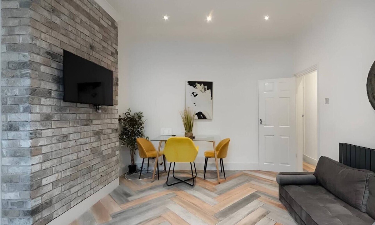 Woodside Apartment | Cobden 2 Bed Apartment