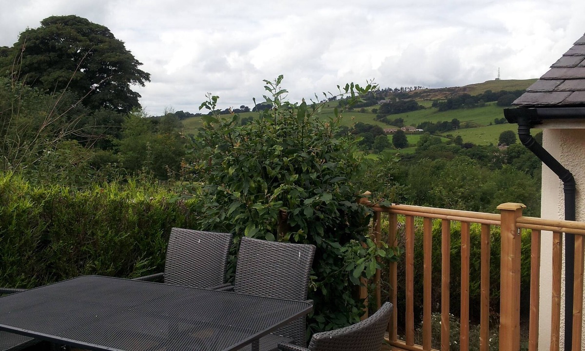 Fence Cottage | Cobden View