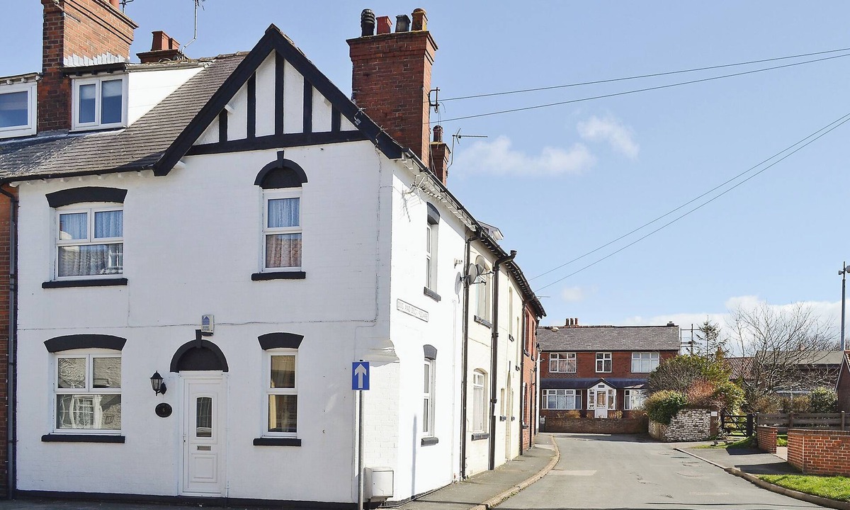 Flamborough Cottage | Coble Cottage - 28317