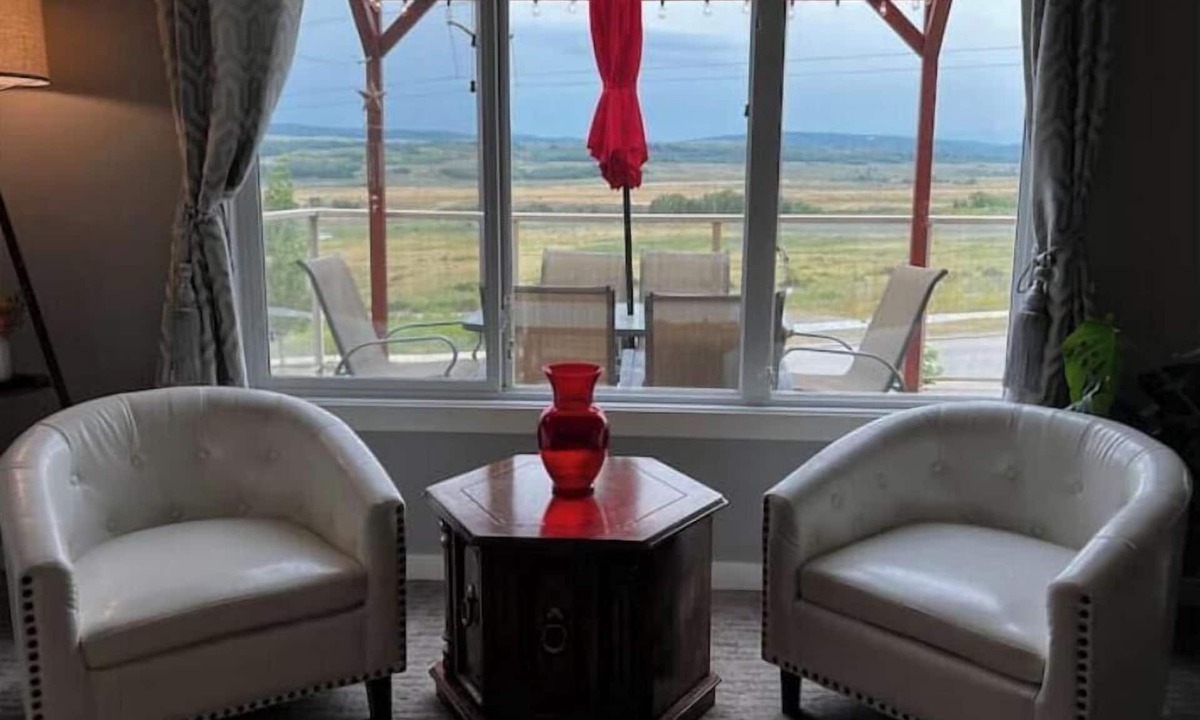 Cochrane House | Cochrane's Hidden Gem