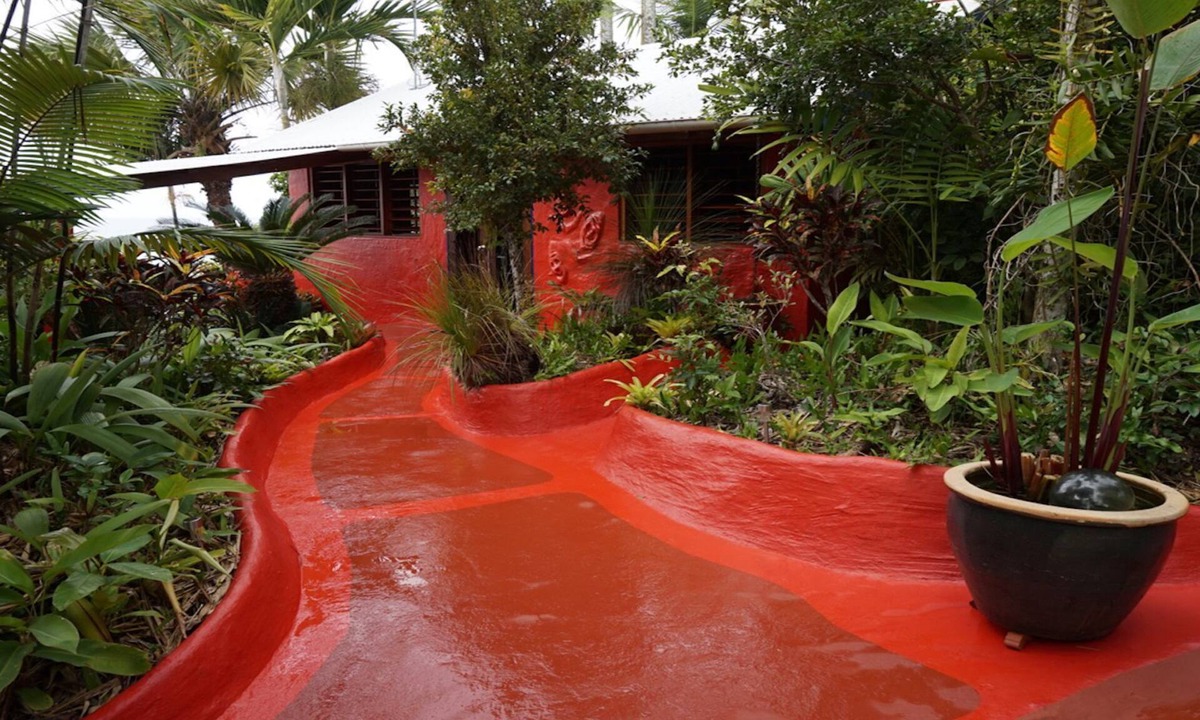 Garners Beach Cottage | Coco Loco Absolute Beachfront Shack