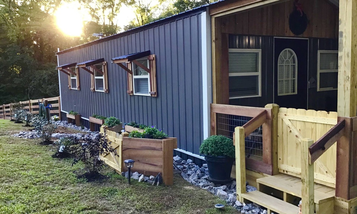 Goodlettsville Cabin | Coco's Cabin #3, Where pets stay free