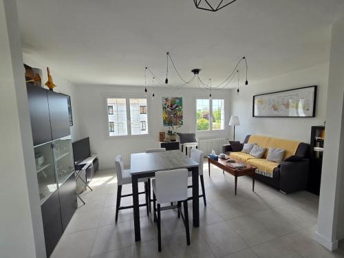 Maisdon-sur-Sevre House | Cocon au cœur du vignoble entre Nantes et Clisson