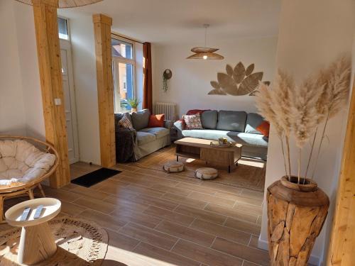 Le Portel House | Cocon Bohème Maison 12 pers voir 14 plage 15 min à pied