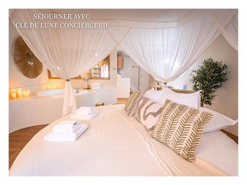 Pontarlier Apartment | Cocoon - Romantic suite with spa - Downtown