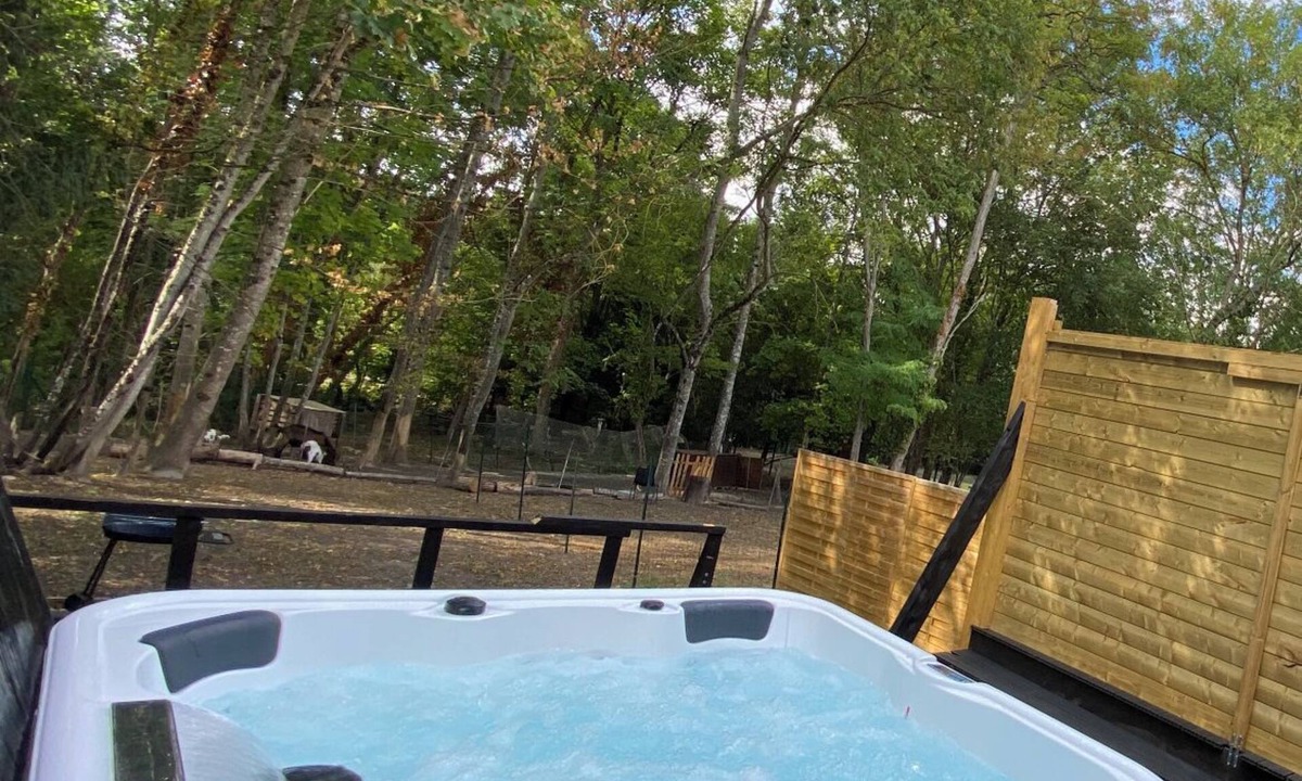 Semoy Apartment | Cocoon Room - Jacuzzi