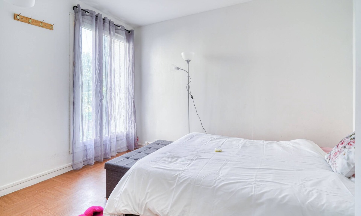 L'Hay-les-Roses Apartment | Cocoon rose garden