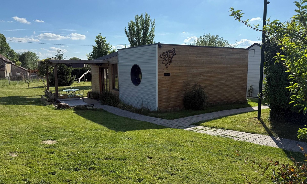 Heloup Bed & Breakfast | Cocoon-style wooden accommodation with breakfasts included