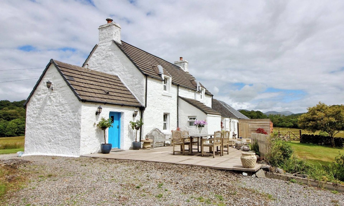 Appin Cottage | Coelard Farmhouse - USJ