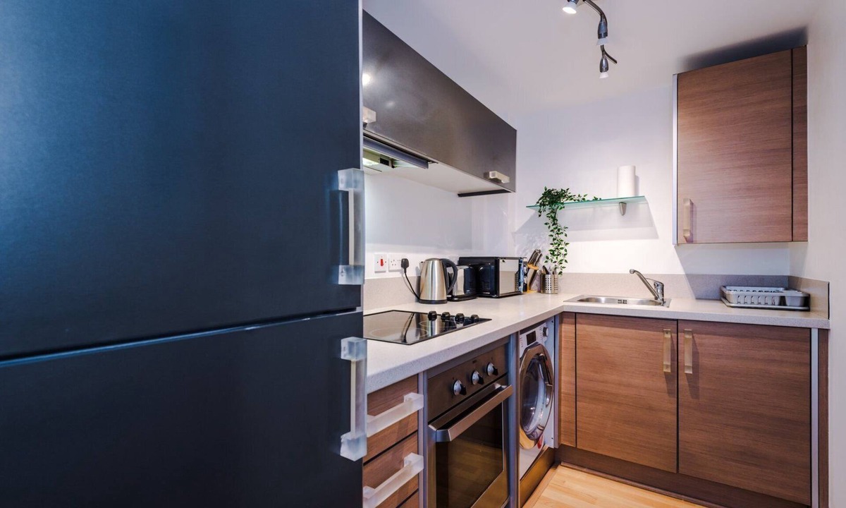 Edgbaston Apartment | Cohost Partners - Elegant Escape Broadway