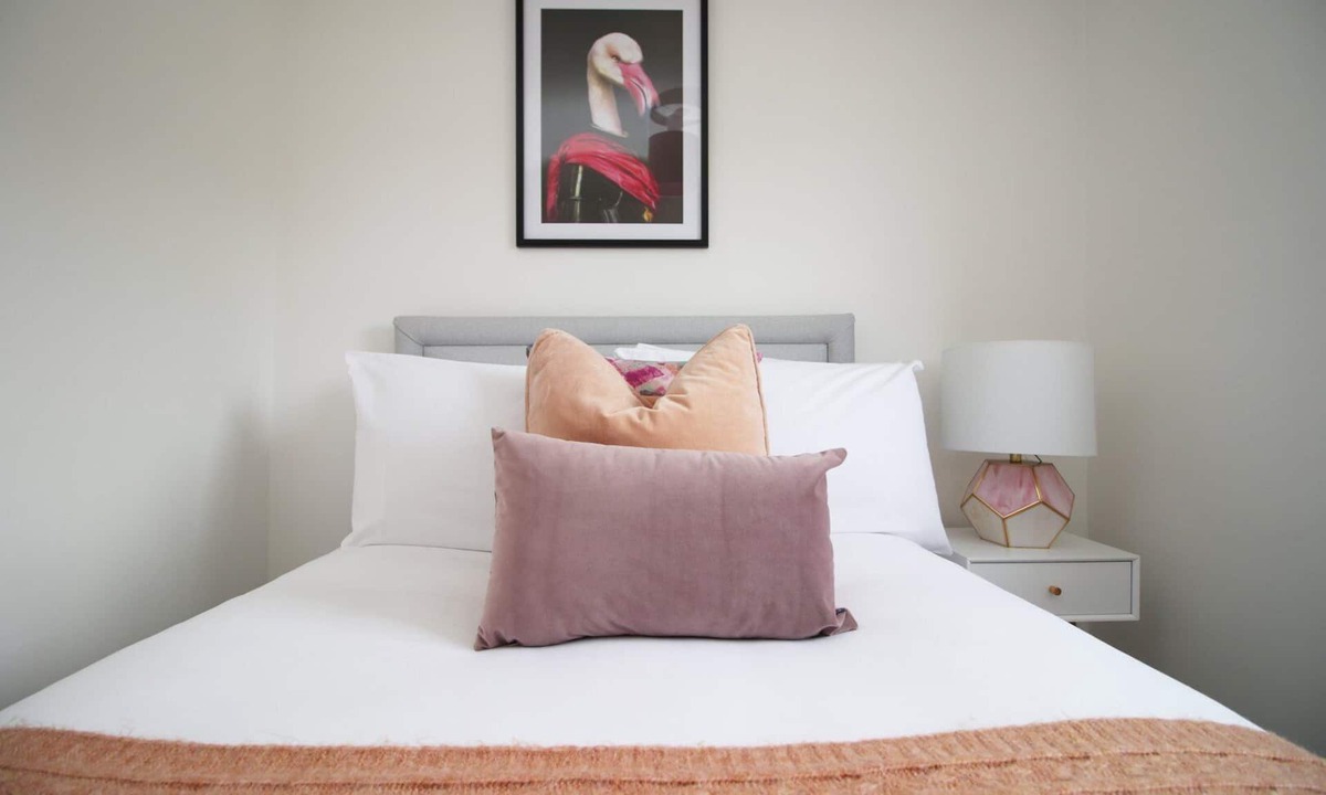 Cribbs Causeway House | Cohost Partners | Spacious 4BR Home | Free Parking