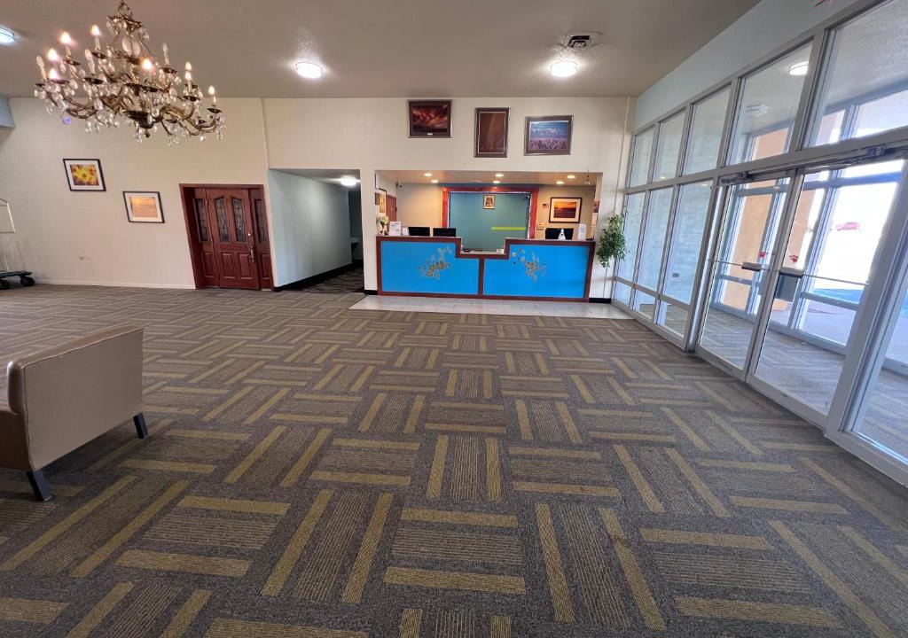 Colby Hotel | Colby Inn and Suites