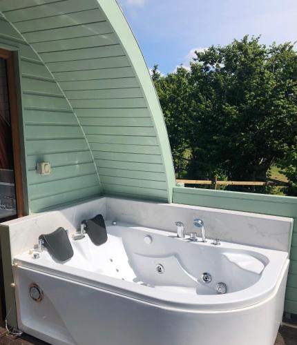 Witham Other | Colemans Cottage Fishery