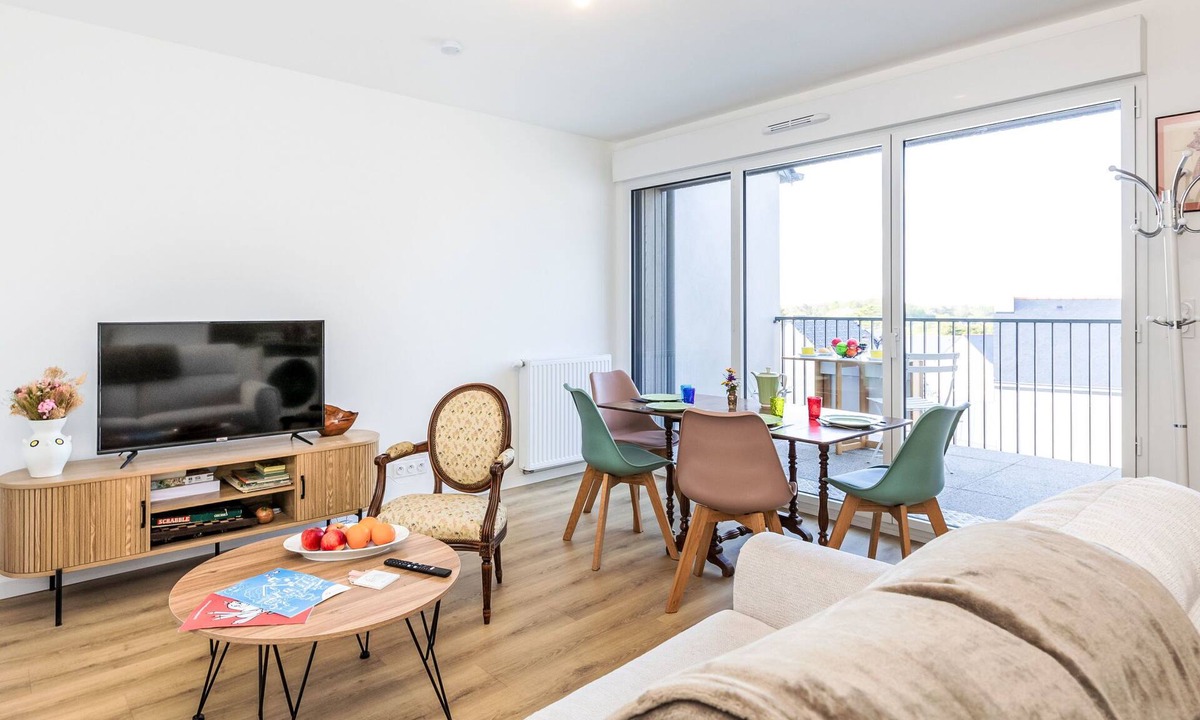 Saint-Coulomb Apartment | Colette by Interhome