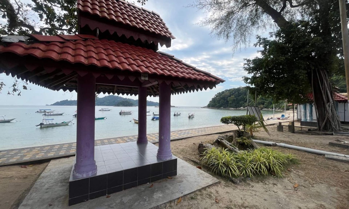 Pangkor Island Hotel | Collection O Analisa Beach Resort