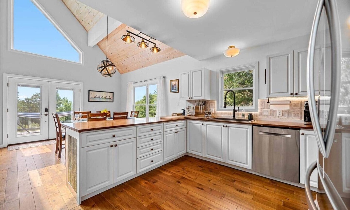 Danville House | Colline des Bois