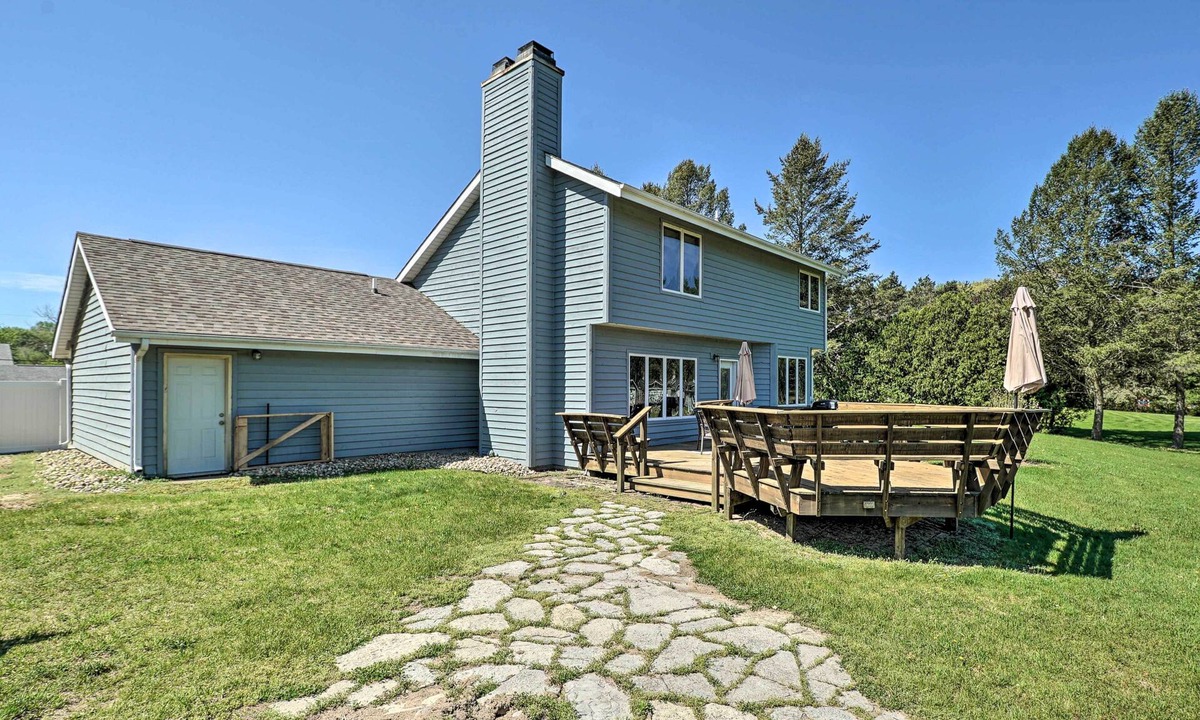 Coloma House | Coloma Escape w/Fire Pit < 1 Mi to Lake!
